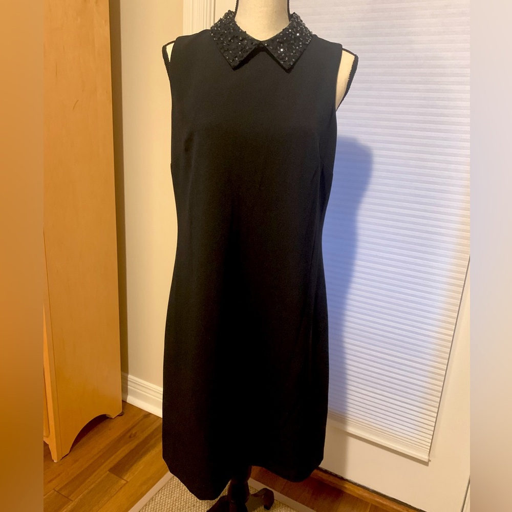 Julia Jordon little black shift dress